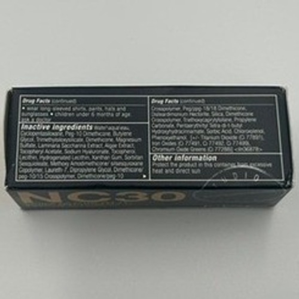 MAC Studio Fix Fluid Foundation NC30 1oz New Matte SPF 15 Oil Control Liquid - Picture 4 of 5